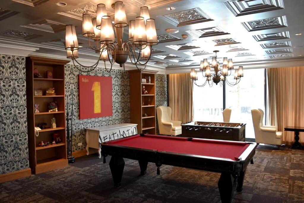 Apartment Modern Luxury Netflix
