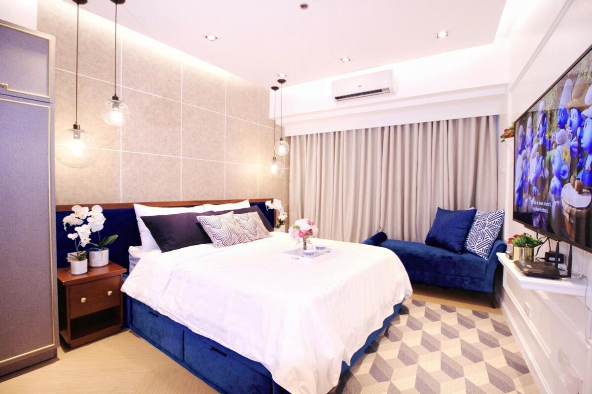 Modern Luxury Netflix Apartment Manila